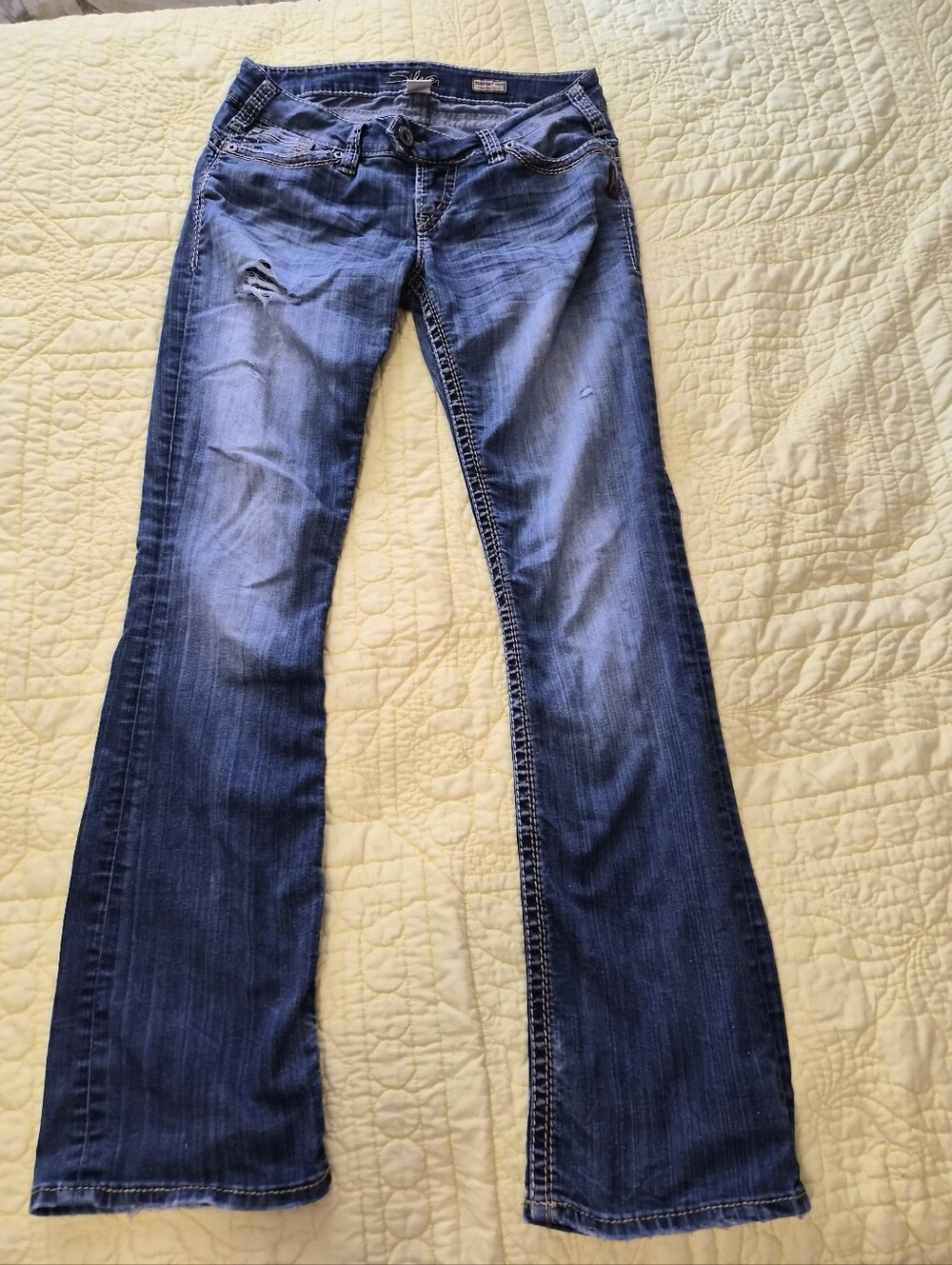 Silver Jeans Women's Blue Distressed Slim Bootcut Jeans Size 16 1/2"